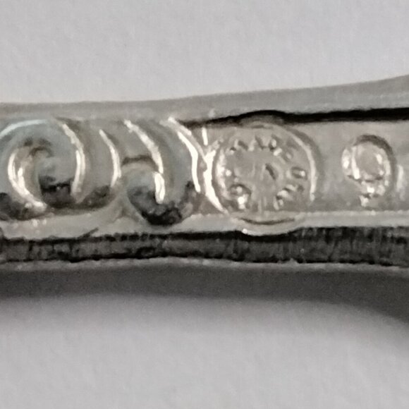 Vintage Souvenir Spoon Medicine Hat Alberta - The Gas City of the West - Picture 5 of 5